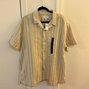 NEW WITH TAGS. Banana Republic Standard Fit XXL button down 100% COTTON